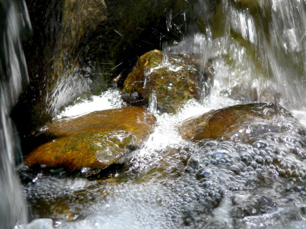 Terme di Caronte: un’oasi di benessere naturale nel cuore della Calabria